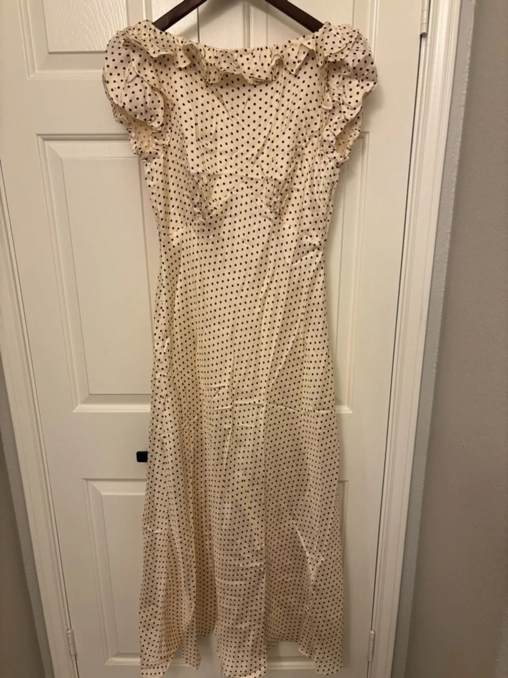 Doen Emerence Dress in Crème Portia Dot - Picture 7 of 11